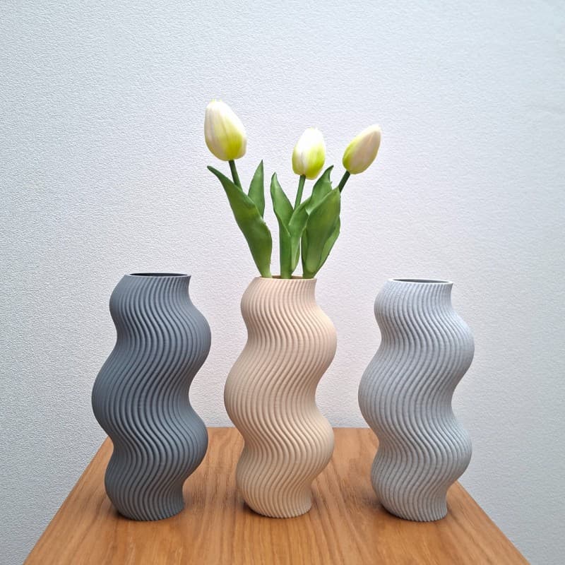 Modern Wavy Vase