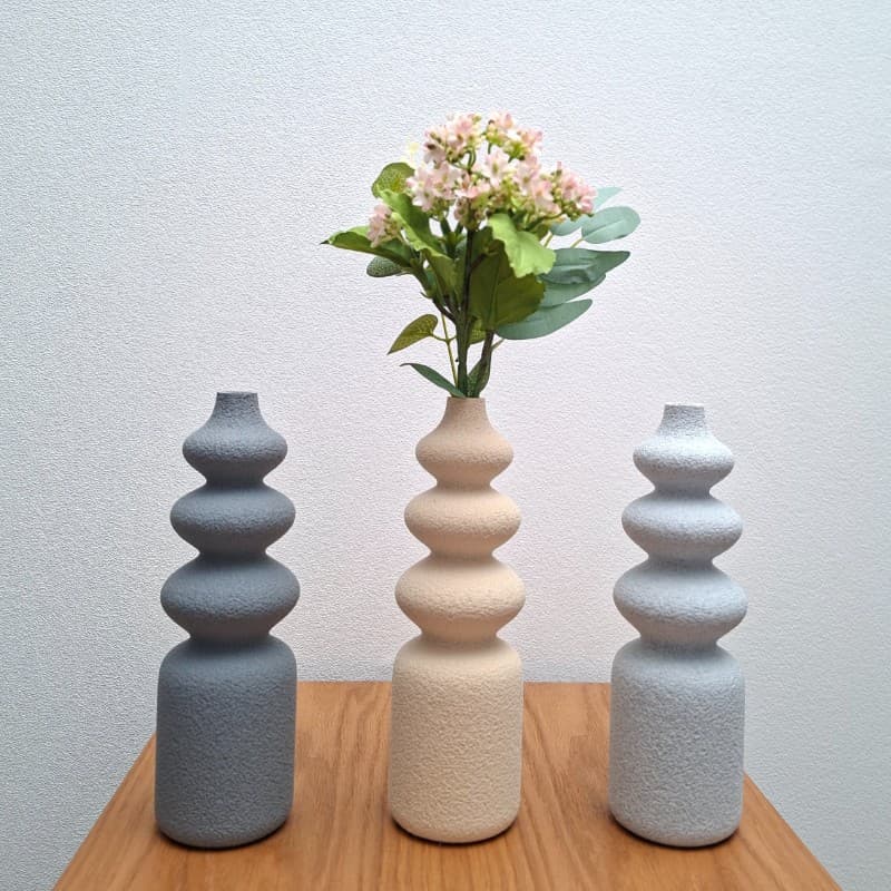 Vase in fuzzy Design